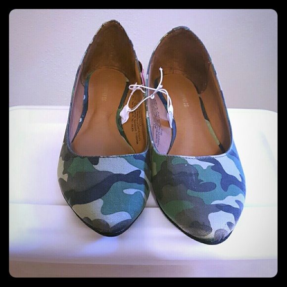 Casual ballet flat  cute paired with jeans