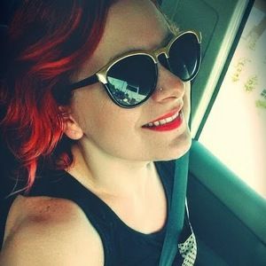 Meet your Posher, Courtney