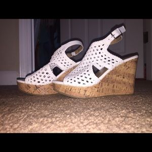 NWOT white wedges size 7