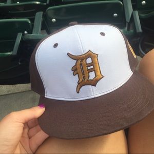 Western Michigan Detroit Tigers hat