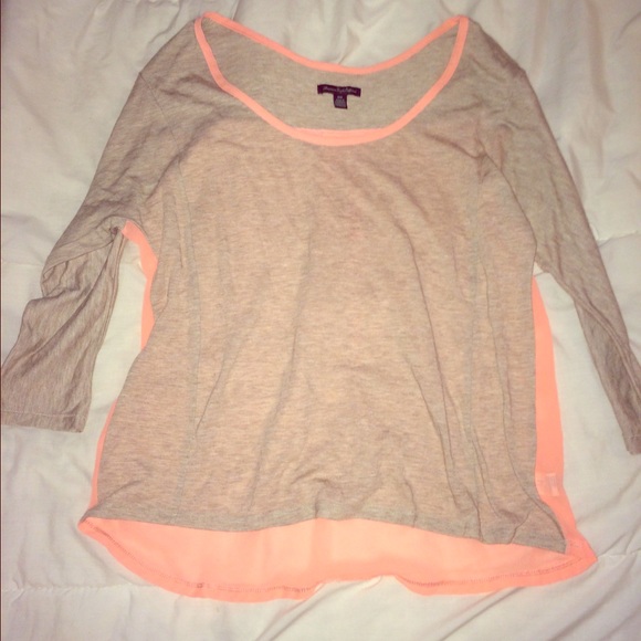 American eagle coral and nude shirt