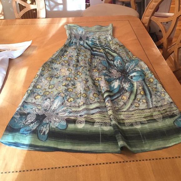 Strapless Pattern Ribbed-Chest Dress