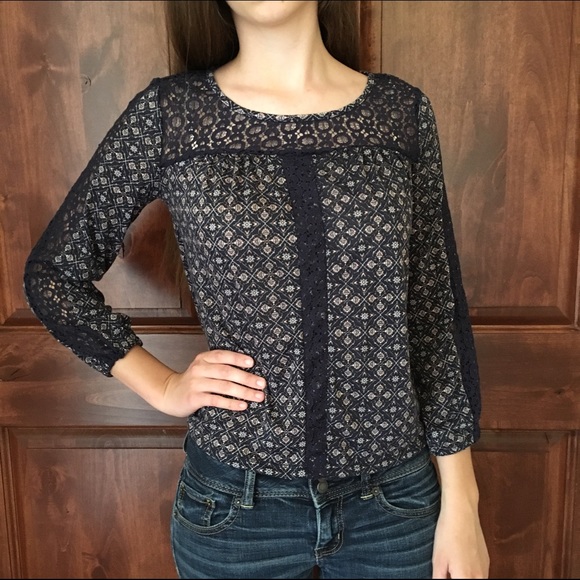 Causal three quarters length sleeve top - Picture 1 of 2