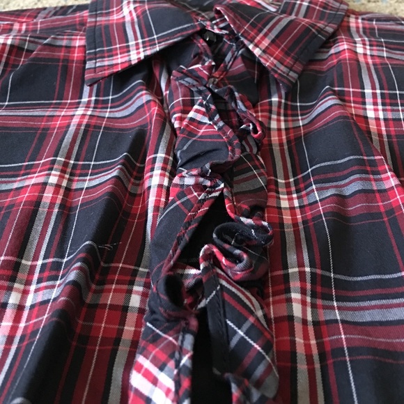 Talbots Collared Button-Down - Picture 2 of 3