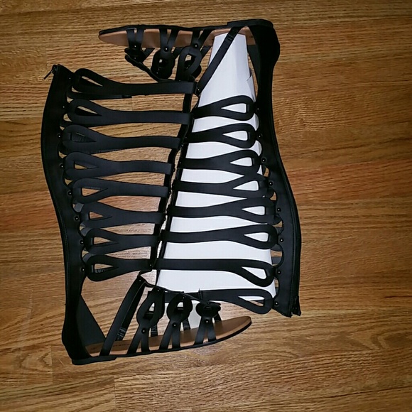 **Reposh item** black gladiator sandals