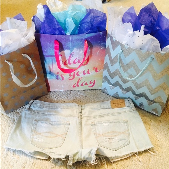 Abercrombie & Fitch Distressed Denim Shorts - Picture 2 of 2