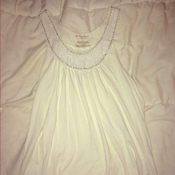 Old Navy white tank
