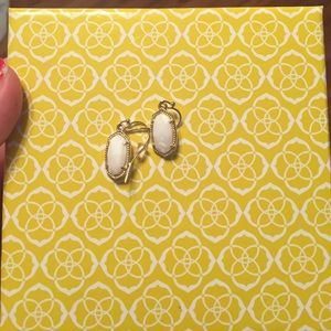 Small Kendra Scott earrings