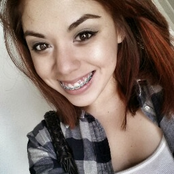 Meet your Posher, Heidi - Picture 1 of 1