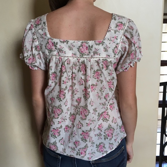 Floral flirty top - Picture 3 of 3