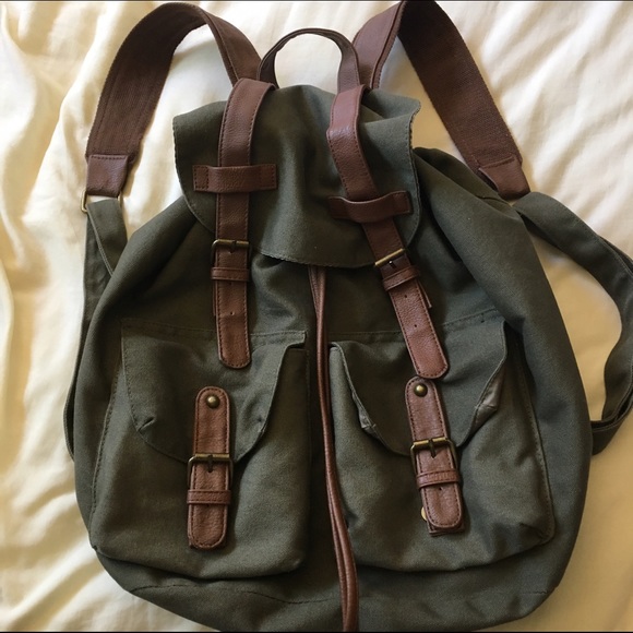 ‼️SOLD‼️green and brown tie up backpacks - Picture 1 of 4