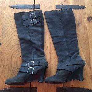 Naughty monkey boots