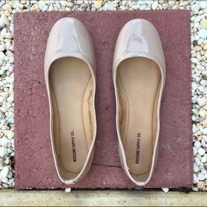 Nude Flats