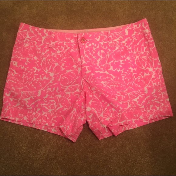 Pink Lilly Pulitzer 3" shorts size 10