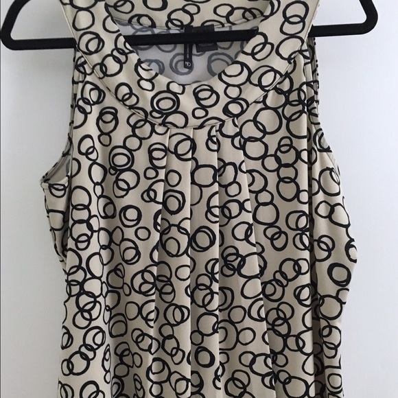 🌸FINAL PRICE🌸 Beautiful dressy tank top