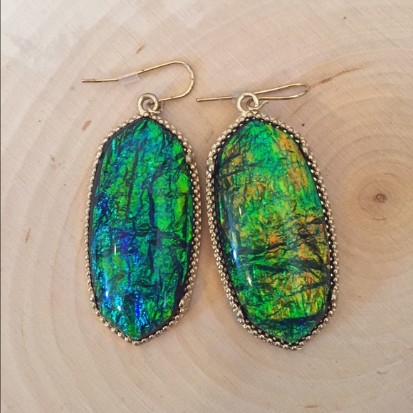 FINAL price drop!✨ Mermaid earrings