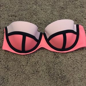 Victoria's Secret bikini top!