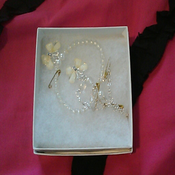 Matching butterfly braclet and necklace