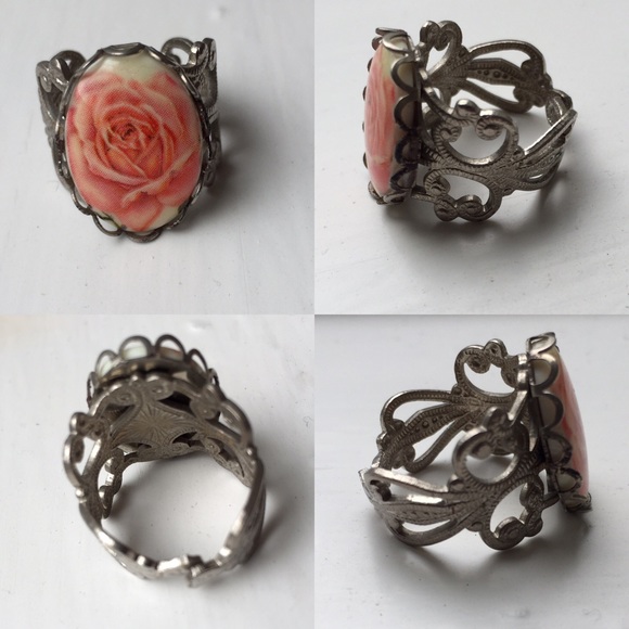 Jewelry - Adjustable Rose Ring
