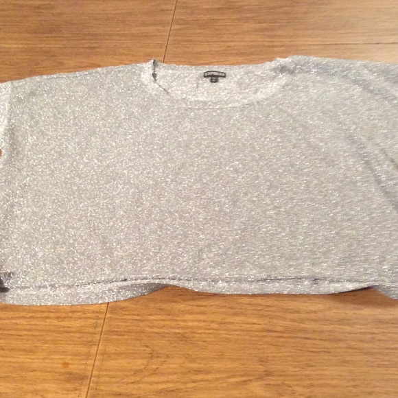 Express top fits very loose