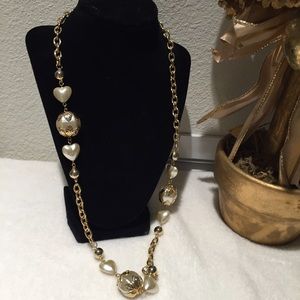 Faux pearl and golden chain necklace
