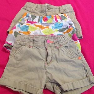 Bondle of 3  shorts  for little girls size 3t