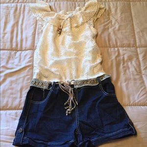 Adorable girls jumper