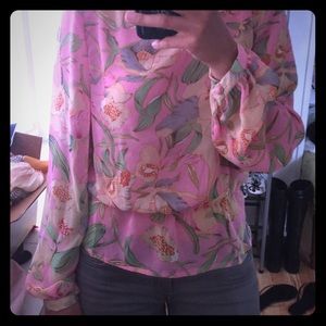 CUTE FLORAL TOP