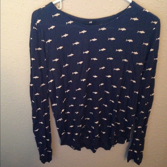 H&m shark shirt Clearance