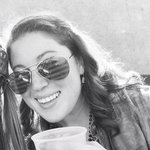 Meet your Posher, Ali