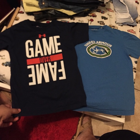 2 size 7 under Armour boy shirts