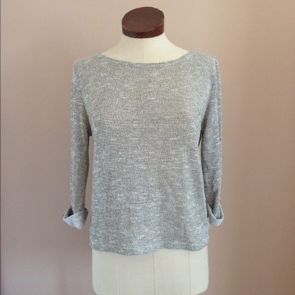 Xhilaration 3/4 length sleeved sweater size M - Picture 1 of 1