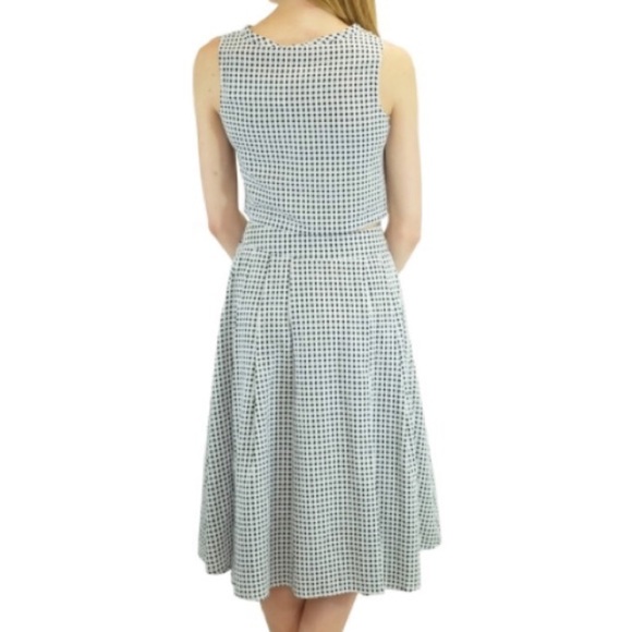 ✨HP✨ Gingham Skirt Set - Picture 6 of 6