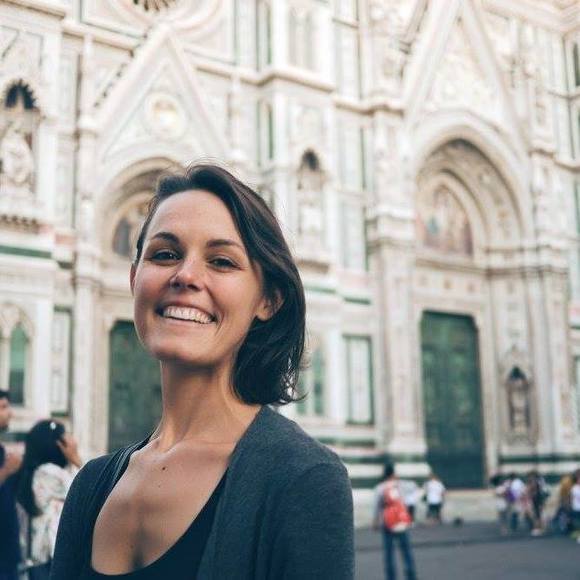 Meet your Posher, Emily