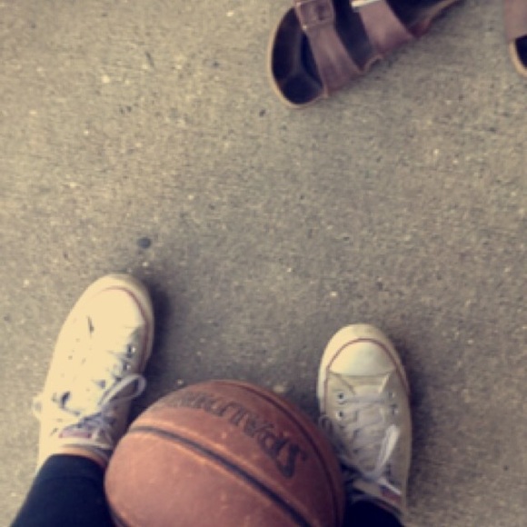 Meet your Posher, Shaylea!!!🌺💕 - Picture 2 of 5