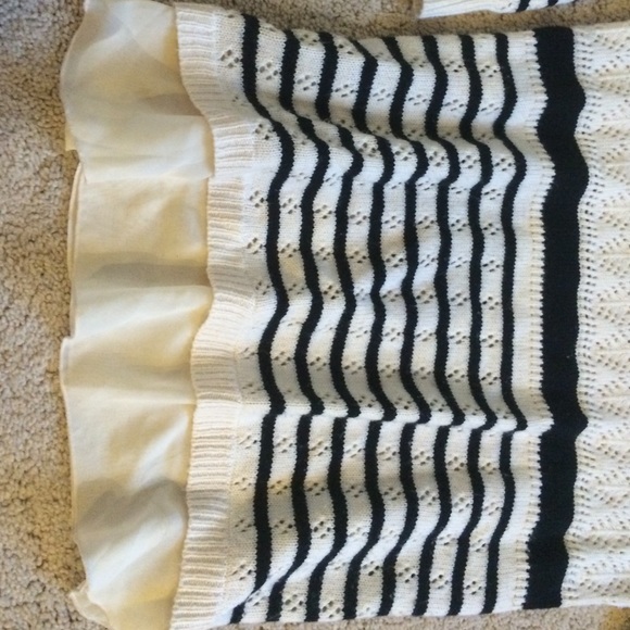 Sweater - Picture 3 of 3