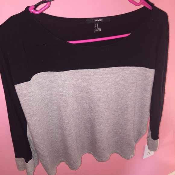 Black and Gray Shirt/Crop Top