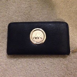 MK wallet