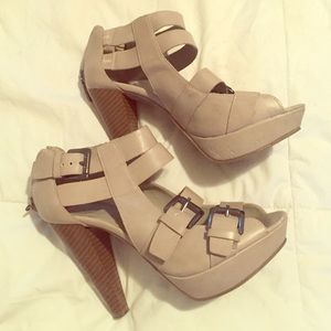 Guess heels