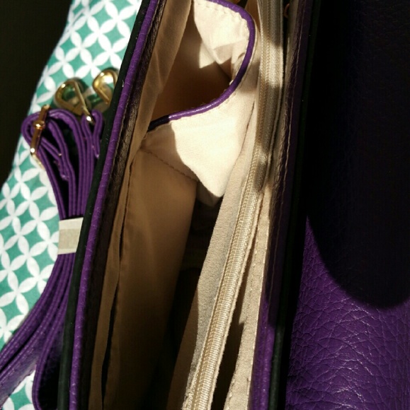Handbag - Picture 3 of 4