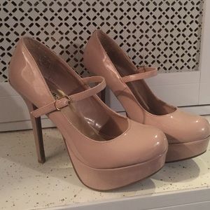 Charlotte russe nude pumps