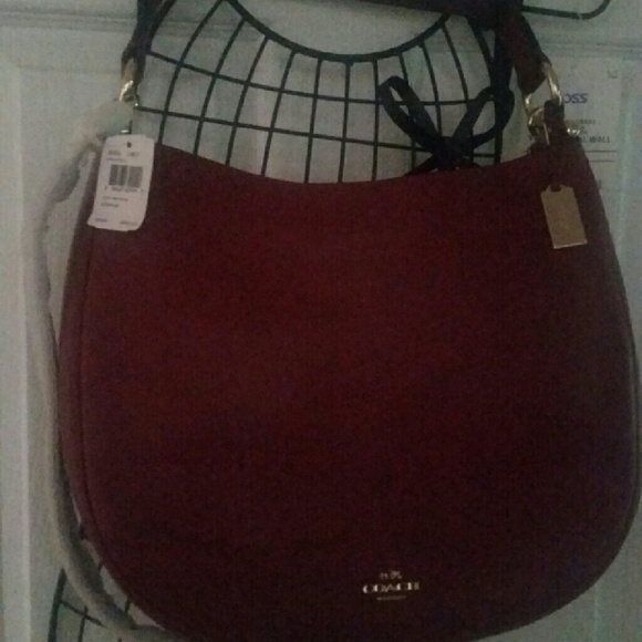 Beautiful  Xtra Large Coach Burgundy Handbag - Picture 3 of 8