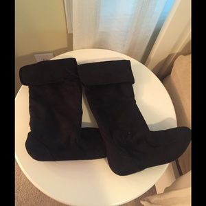 Black suede flat boots