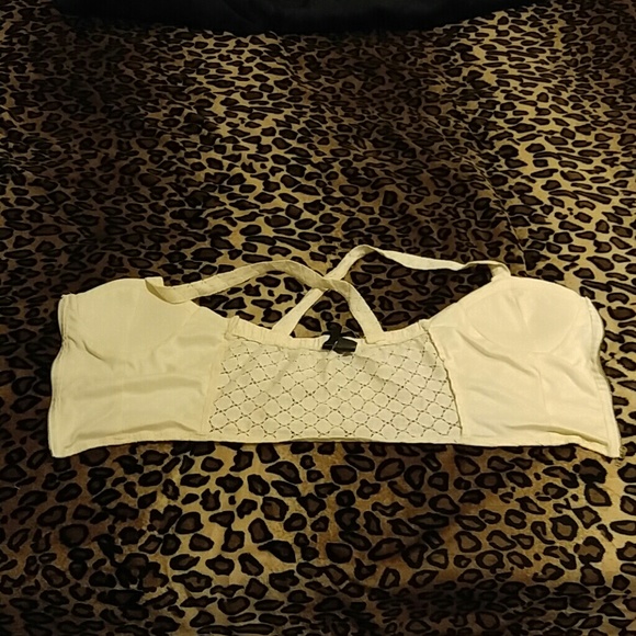 Crop top - Picture 2 of 3