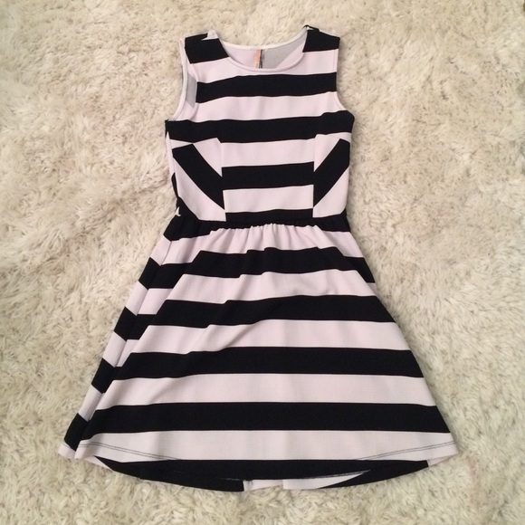 Black and white dress