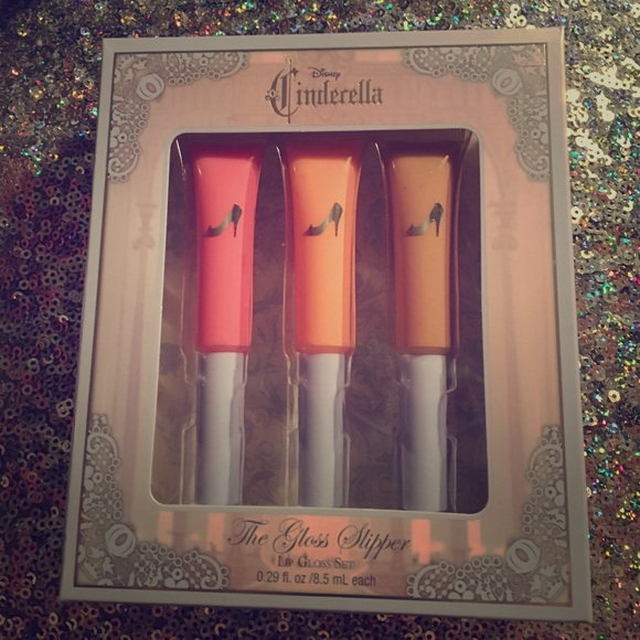 💖CINDERELLA LIPGLOSS SET-THE GLASS SLIPPER💖