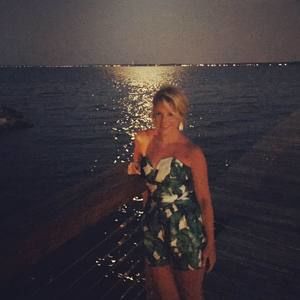 Meet your Posher, Dana