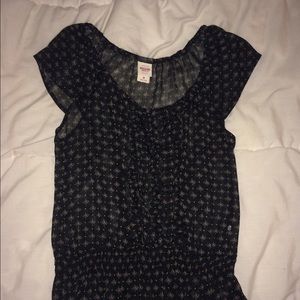 Mossimo black top