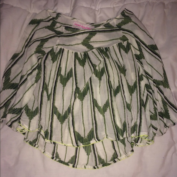 Urban outfitters green top