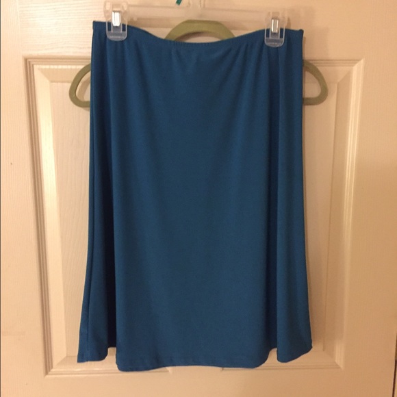 Niche nilgun derman teal skirt